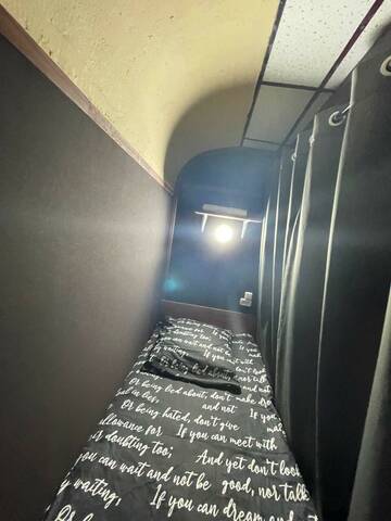 Фото номера Кровать в 1-местном общем номере (без окна) Гостиница Застава г. Владимир 4