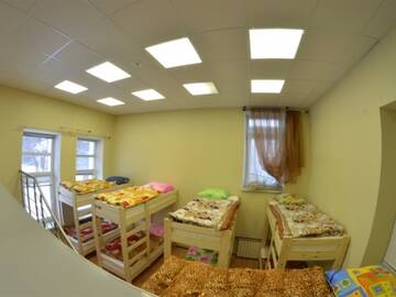 Фото номера Место в 18-ти местном, двухуровневом номере 1 эт №2,3 Хостел Хостел Вау г. Владимир 5