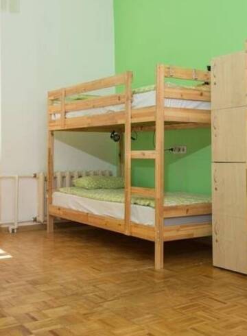 Фото номера Шестиместный мужской Хостел Хостел Пилигрим г. Владимир 4